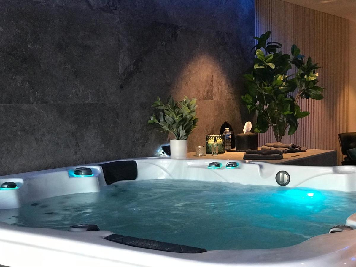 L'Odyssee Spa เซอแคล็ง ภายนอก รูปภาพ